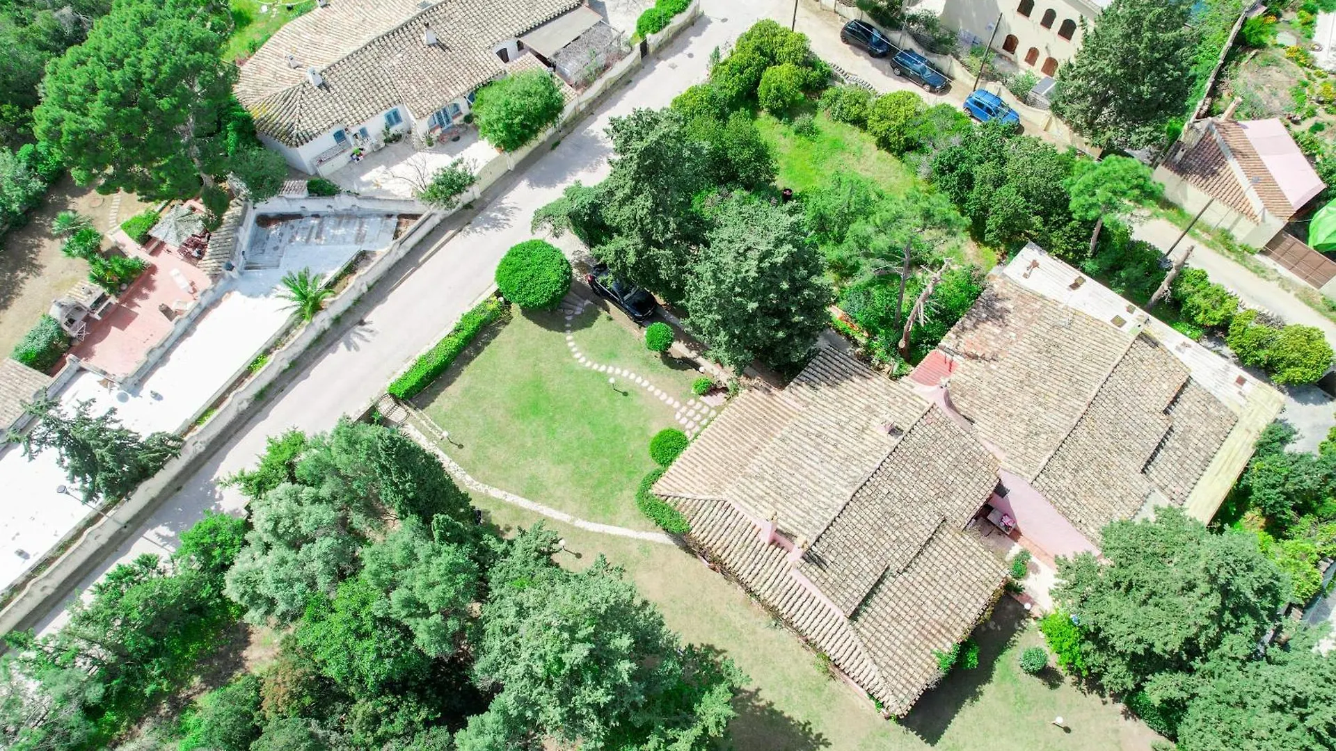 Villa Privata Sulla Spiaggia - 800 Mq Di Giardino Torre delle Stelle Italien