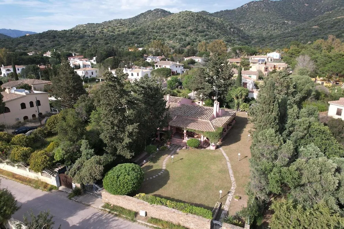 Villa Privata Sulla Spiaggia - 800 Mq Di Giardino Torre delle Stelle Italien
